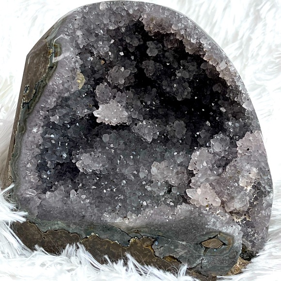 Huge Big Green Purple Amethyst Crystal Scenery Beautiful